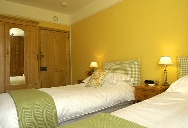 Hillhead Farm - Award Winning Farmhouse Bed and Breakfast